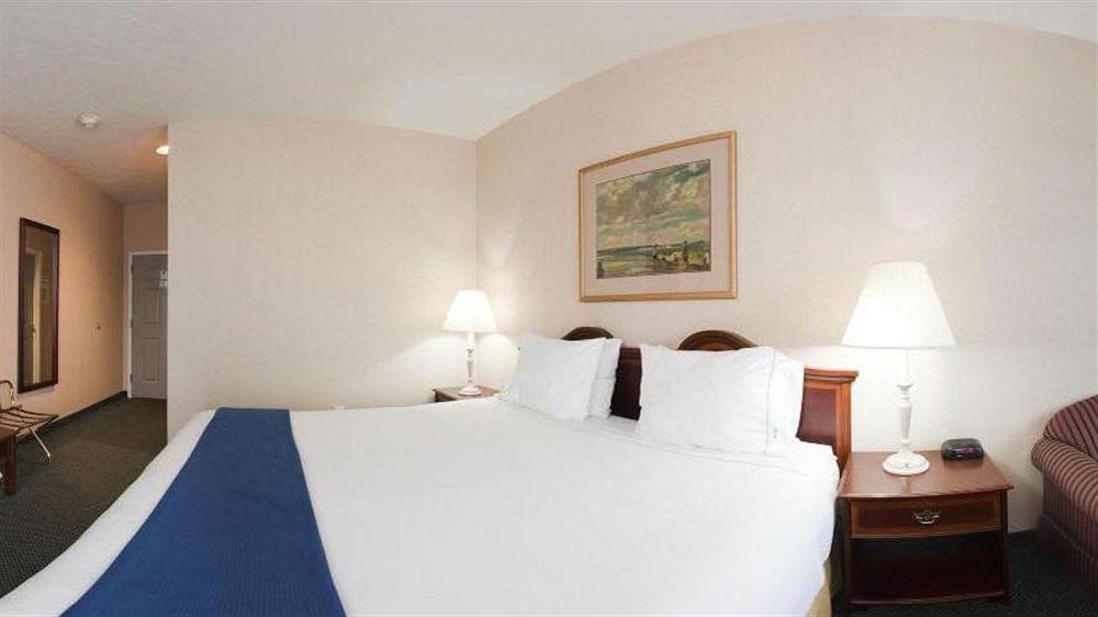 Holiday Inn Express Kilmarnock Exteriér fotografie